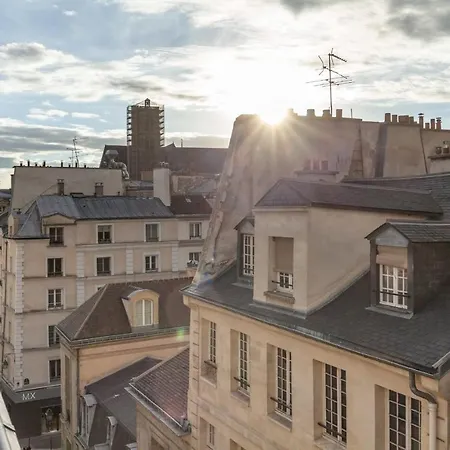Nice And Cozy De Ville By Guestready